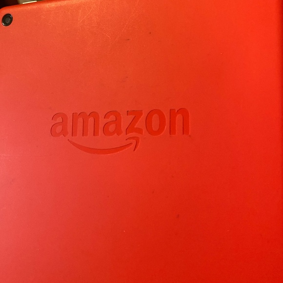 Amazon Kindle Fire 7 (5th Generation) RED Amazon Color 8GB, Wi-Fi, 7" As Is - Picture 4 of 5